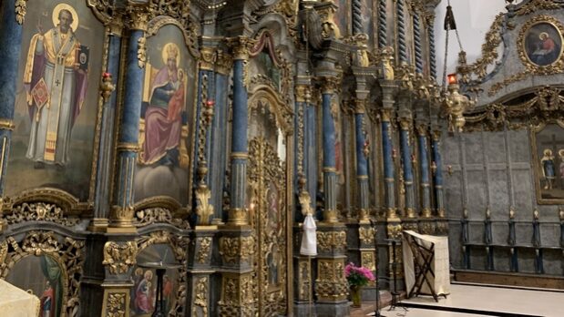 Архиерейская Литургия в Успенском кафедральном соборе Будапешта в Неделю 7-ю по Пасхе, святых отцов I Вселенского Собора