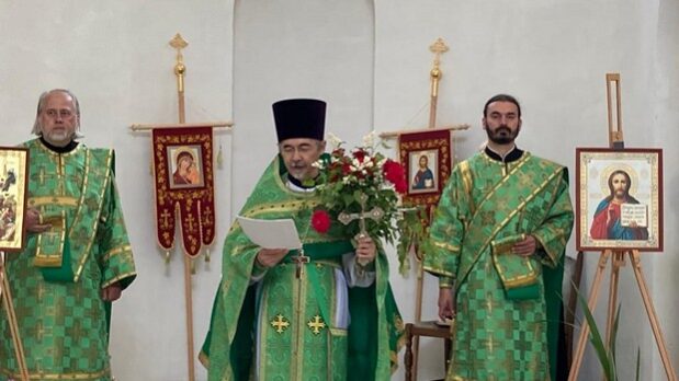 Служение диаконов Хевизского прихода